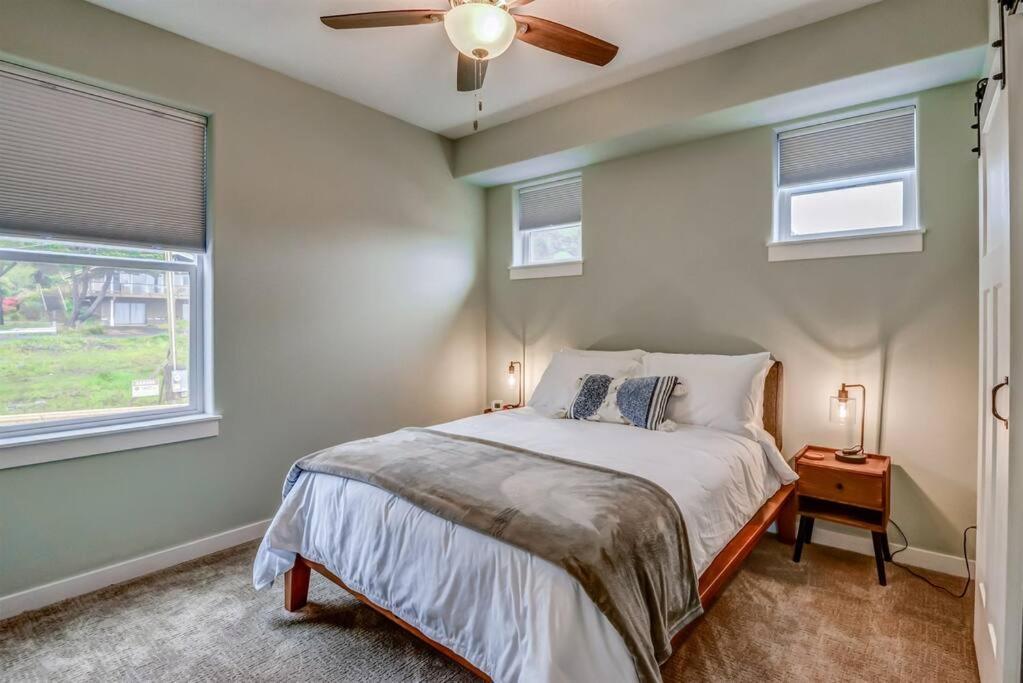 New Tri-Level Home With Ocean View And 3 En-Suite Bedrooms! ديبو باي المظهر الخارجي الصورة