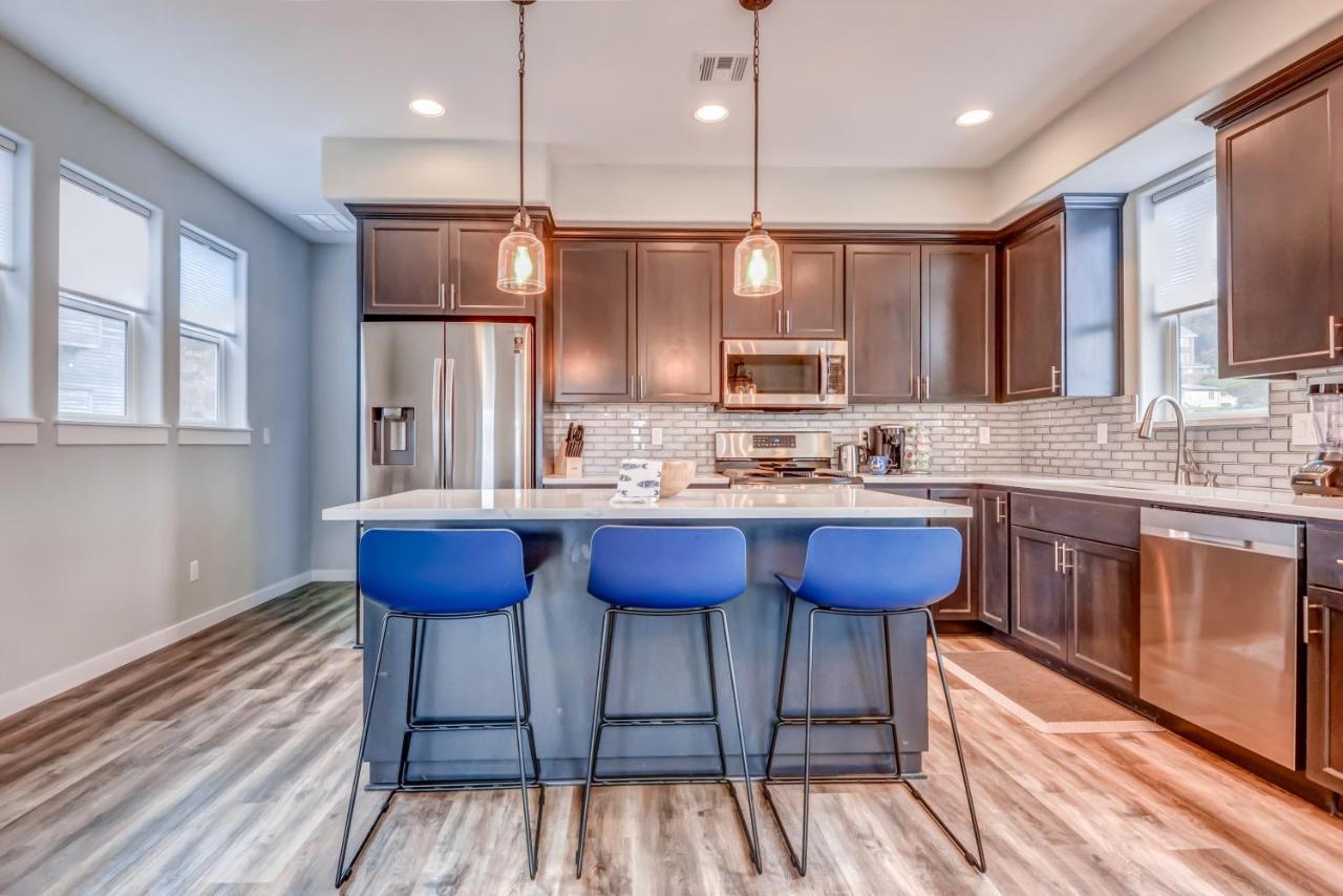 New Tri-Level Home With Ocean View And 3 En-Suite Bedrooms! ديبو باي المظهر الخارجي الصورة